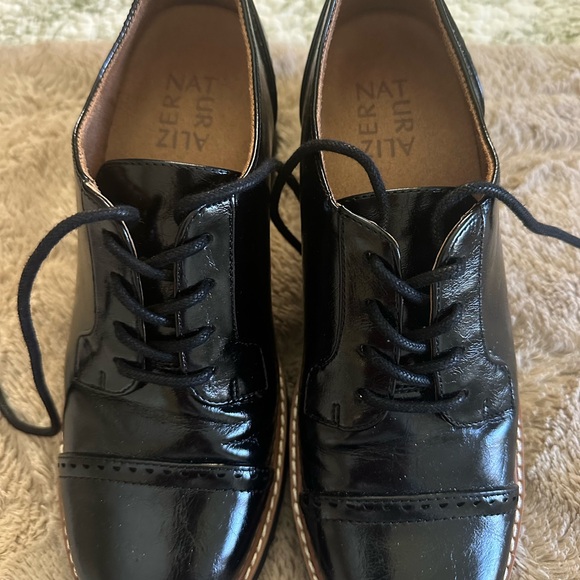 Naturalizer CABARET LACE UP LUG DERBY - Picture 7 of 10